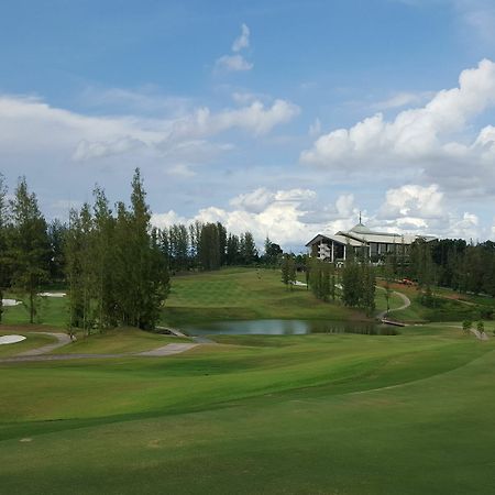 Austin Heights Golf & Hotel Resort Johor Bahru Ngoại thất bức ảnh